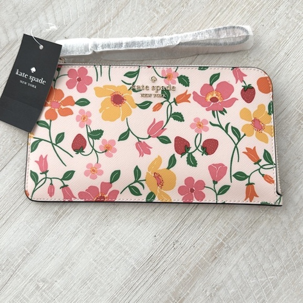 NWT Kate Spade Lucy Garden wristlet/wallet/clutch